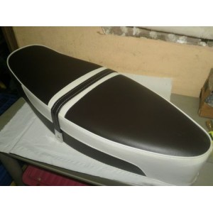 Asiento Vespa Sprint/GT Marron/Blanco.