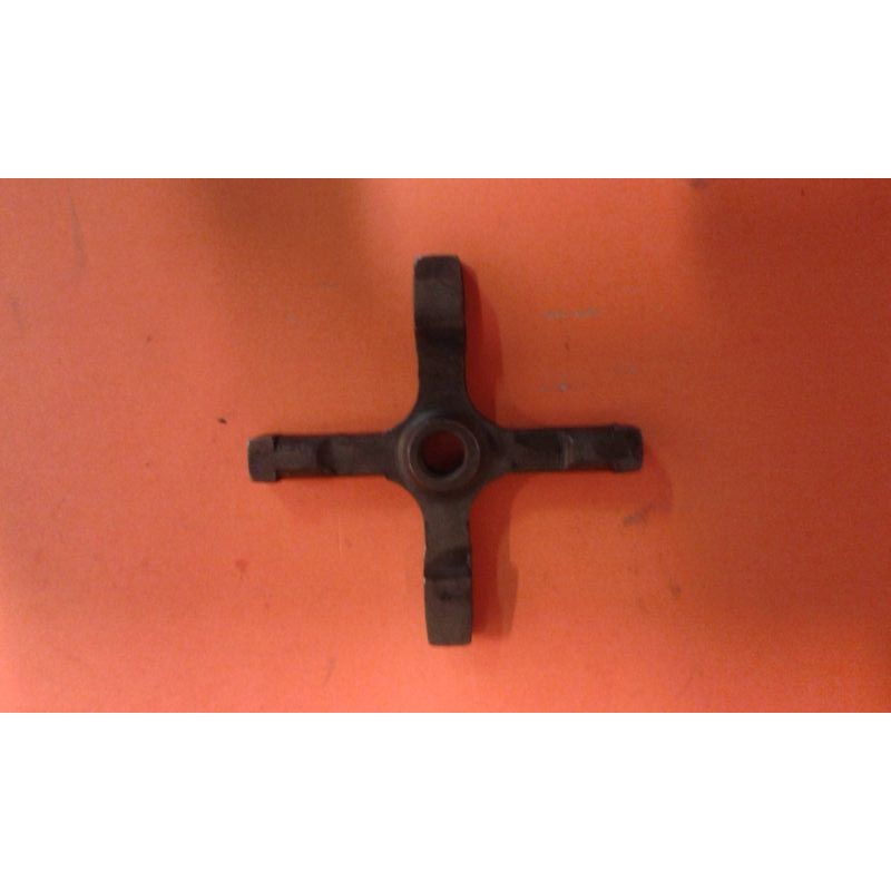 CRUCETA CAMBIO VESPA DN/DS/CL CRUCETA CAMBIO VESPA DN/DS/CL