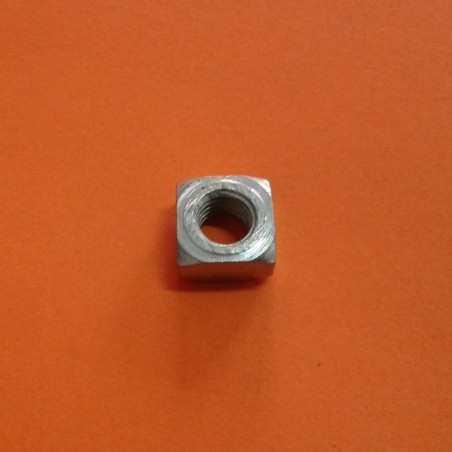 TUERCA TORNILO MANILLAR VESPA