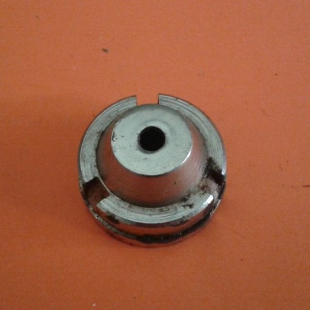 TUERCA TAMBOR TRASERO D/LD (N.O.S.)