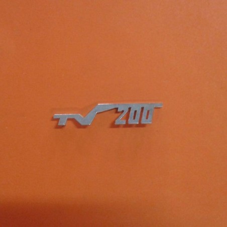 ANAGRAMA 'TV200' DELANTERO