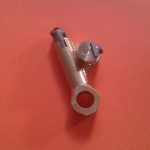 BRAZO SELECTOR DEL CAMBIO D/LD