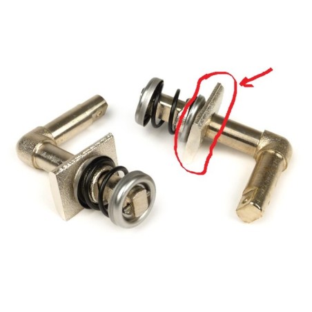 PLETINA GANCHO COFANO LD/S2 CASA LAMBRETTA