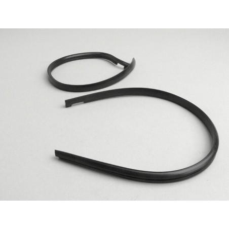 MOLDURAS APOYO FRONTAL NEGRAS S3 (JUEGO). CASA LAMBRETTA